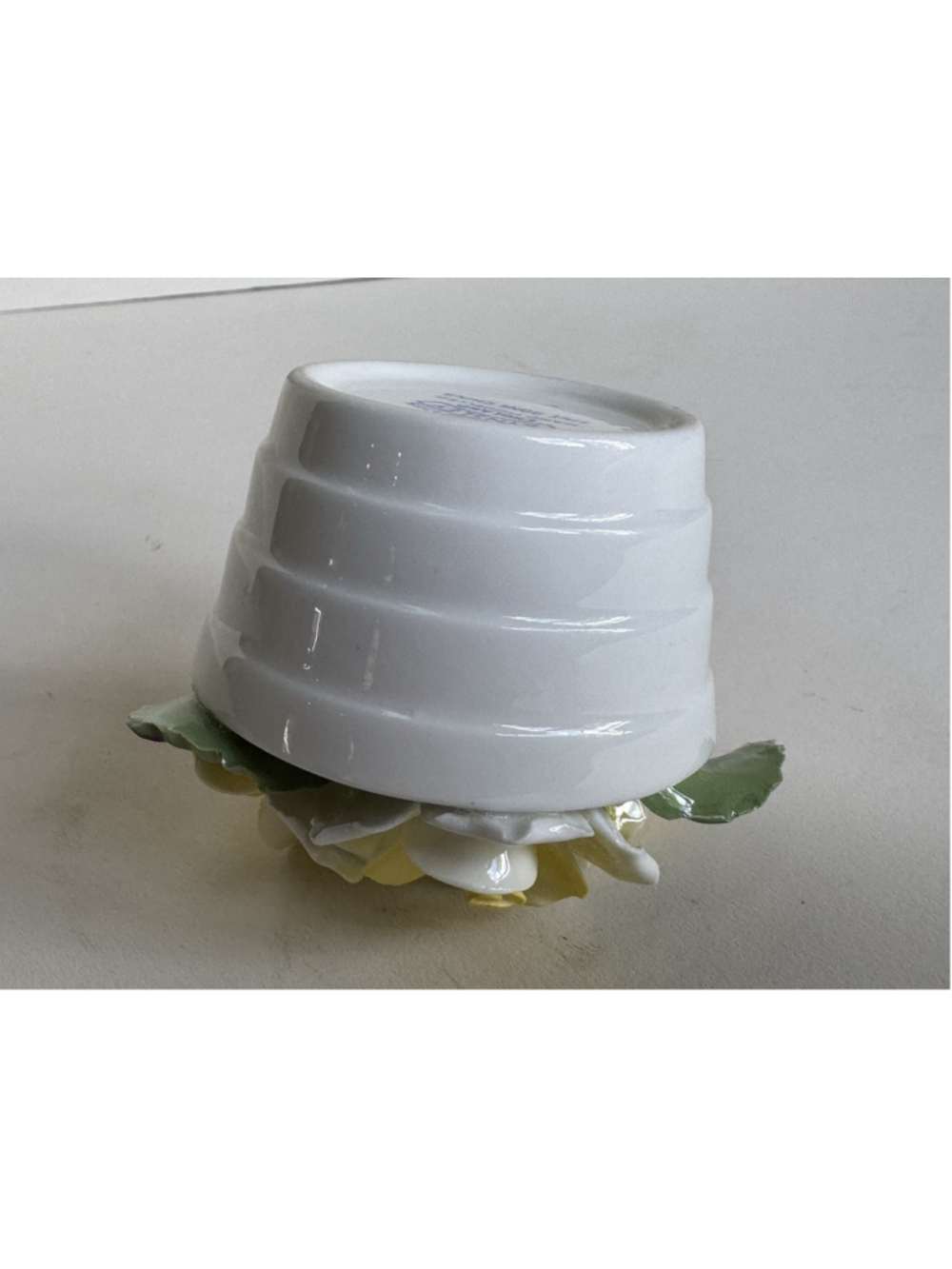 Vintage Aynsley England Hand Modelled & Painted Fine Bone China Flower Bouquet - Picture 9 of 12